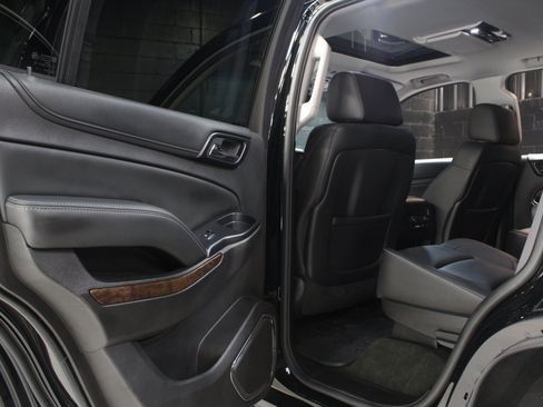 Used 2015 Chevrolet Tahoe LT AWD/4WD image 31