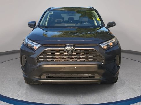 Used 2024 Toyota RAV4 XLE FWD image 2