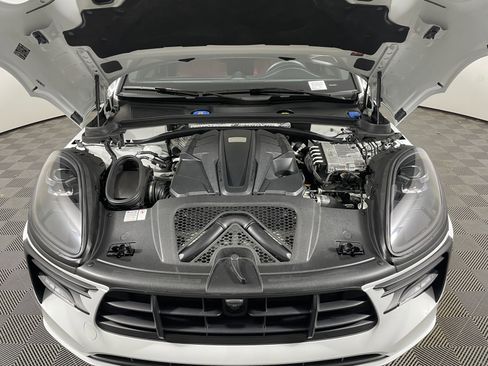 Certified 2020 Porsche Macan GTS image 22