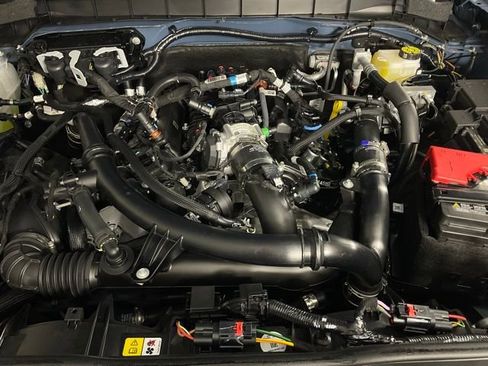 New 2025 Ford Bronco Outer Banks image 9