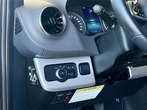 Used 2023 Mercedes-Benz Sprinter 2500 image 10