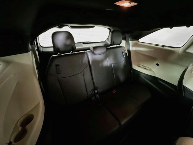 Certified 2026 Toyota Sienna Platinum AWD/4WD image 32
