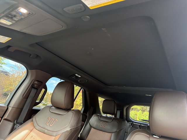 Used 2024 Ford Explorer King Ranch w/ Technology Package AWD/4WD image 36