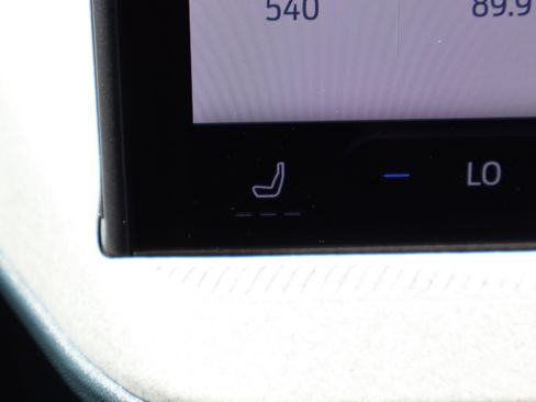 New 2025 Ford Maverick XLT w/ XLT Luxury Package image 23