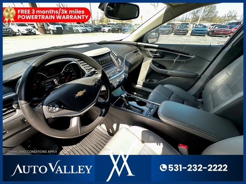 Used 2018 Chevrolet Impala LT w/ LT Convenience Package image 13