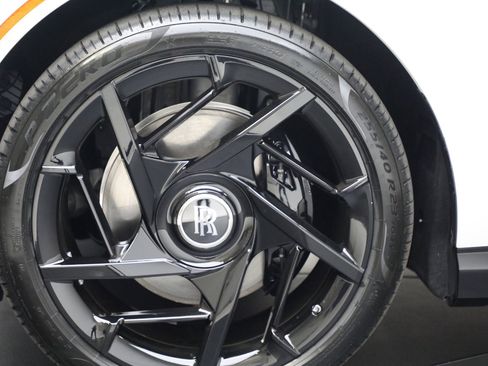 Certified 2025 Rolls-Royce Spectre Black Badge image 14