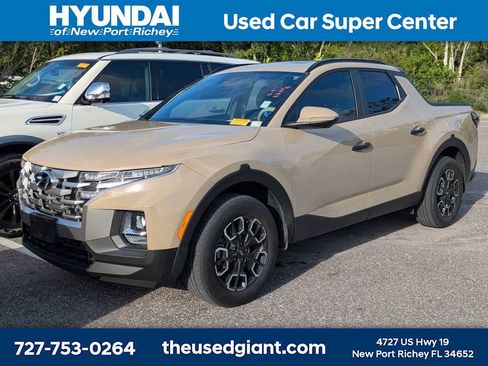 Used 2023 Hyundai Santa Cruz SEL w/ Activity Package AWD/4WD image 1
