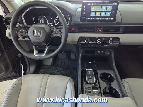 Used 2023 Honda Pilot EX-L image 10