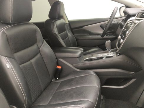 Used 2019 Nissan Murano SV w/ Premium Package image 21