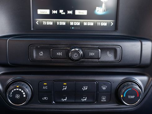 Used 2019 Chevrolet Silverado 1500 Custom w/ Custom Convenience Package image 36