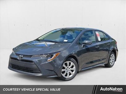 New 2025 Toyota Corolla LE