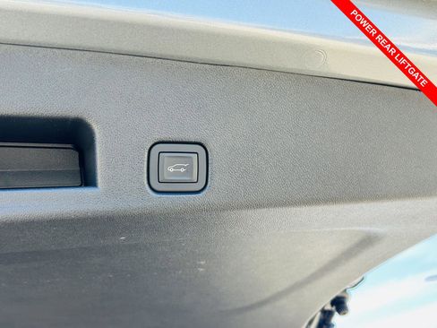 Used 2024 GMC Acadia Elevation w/ Black Edition image 16