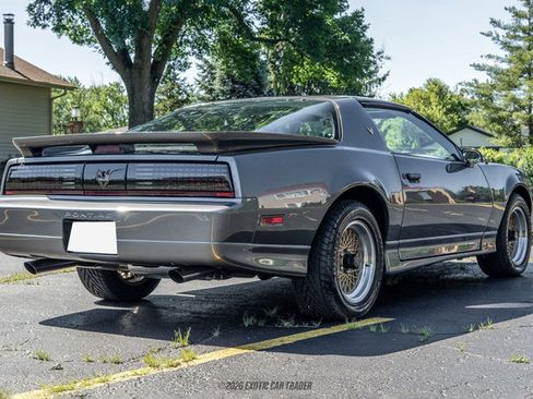 Used 1989 Pontiac Firebird Trans Am RWD image 18