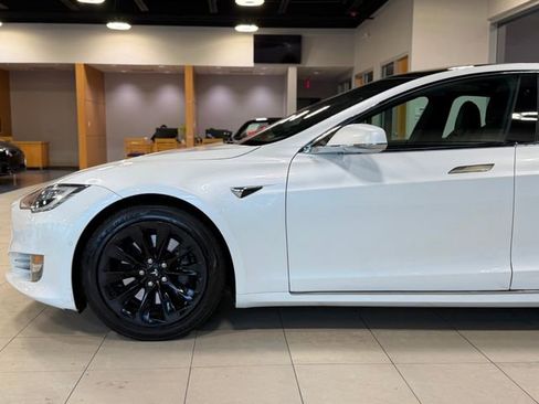 Used 2018 Tesla Model S 75D AWD/4WD image 8