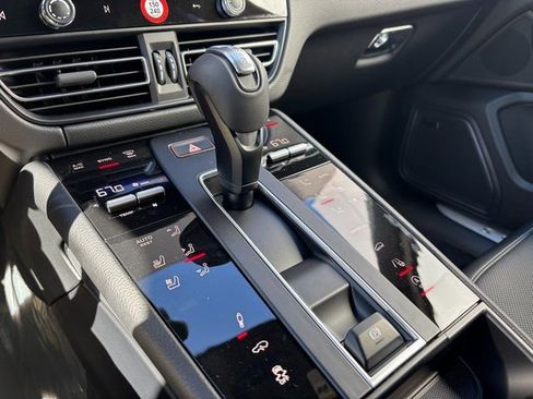 New 2026 Porsche Macan S AWD/4WD image 22