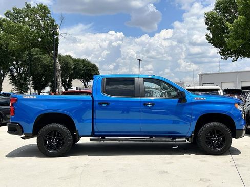 Used 2022 Chevrolet Silverado 1500 LT Trail Boss w/ Protection Package AWD/4WD image 3