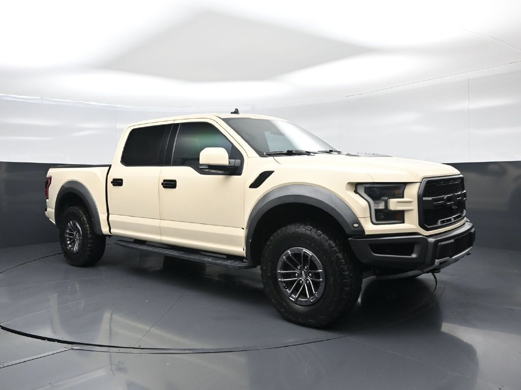 Used 2019 Ford F150 Raptor w/ Equipment Group 802A Luxury AWD/4WD image 23