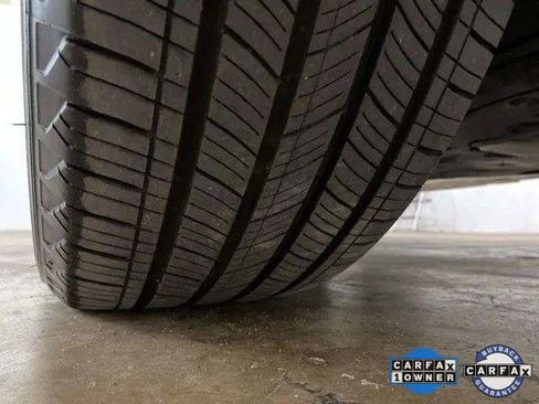 Used 2024 Toyota RAV4 XLE Premium image 99