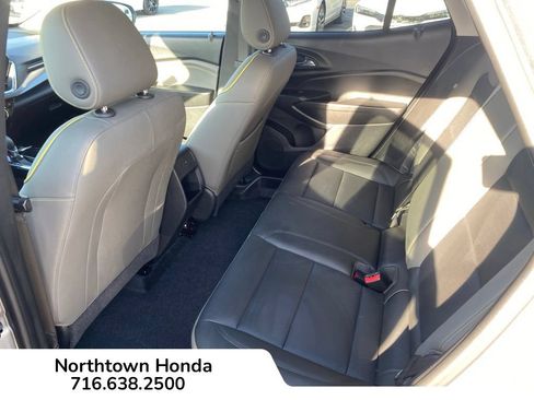 Used 2024 Chevrolet Trax ACTIV w/ Driver Confidence Package FWD image 15