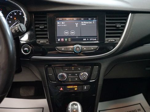 Used 2022 Buick Encore Preferred w/ Safety Package AWD/4WD image 7
