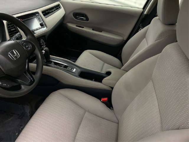 Used 2018 Honda HR-V LX image 10