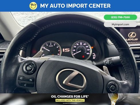 Used 2016 Lexus IS 300 300 image 9