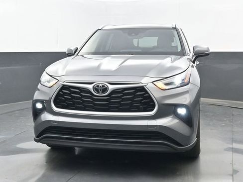 Used 2026 Toyota Highlander XLE image 21