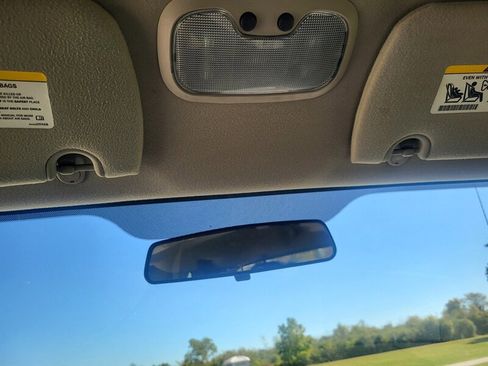 Used 2006 Dodge Dakota ST image 22