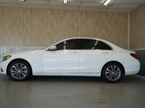 Used 2016 Mercedes-Benz C 300 4MATIC Sedan image 5
