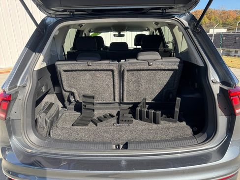 Used 2023 Volkswagen Tiguan S image 17