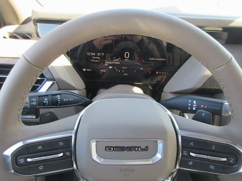 New 2026 GMC Yukon Denali image 17