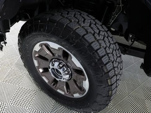 Used 2024 Ford F250 King Ranch w/ FX4 Off-Road Package AWD/4WD image 46