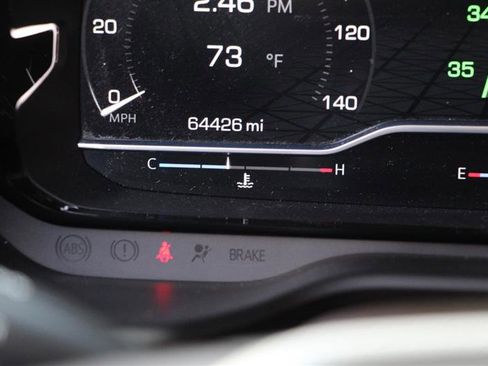 Used 2022 GMC Yukon Denali AWD/4WD image 16