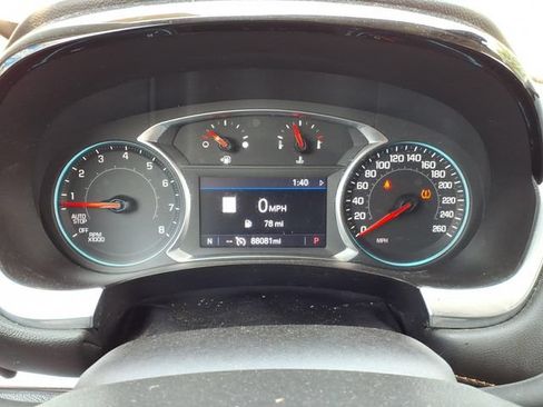 Used 2021 Chevrolet Traverse RS AWD/4WD image 18