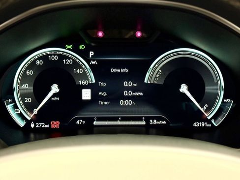 Used 2023 Genesis G80 image 21