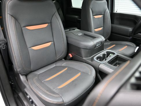 Used 2022 GMC Sierra 2500 AT4 w/ AT4 Preferred Package AWD/4WD image 42