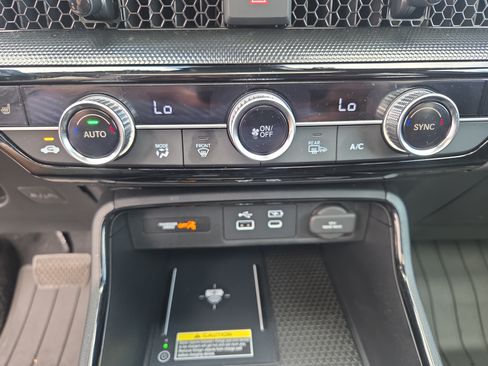 Used 2025 Honda CR-V EX-L image 25