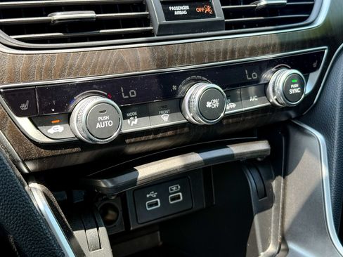 Used 2022 Honda Accord EX-L image 22