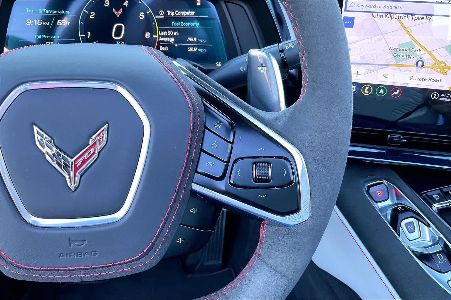 Used 2023 Chevrolet Corvette Stingray Premium Conv w/ Z51 Performance Package RWD image 22