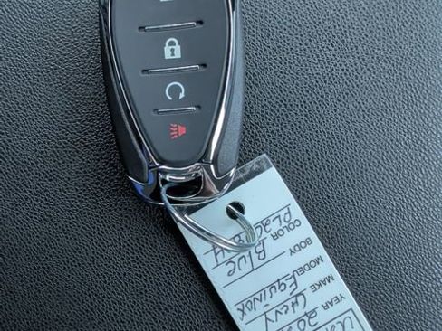 Used 2023 Chevrolet Equinox LS FWD image 25