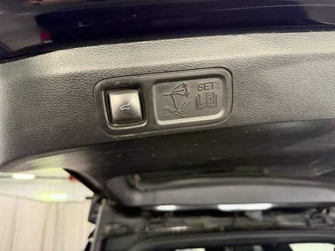Used 2021 Ford Expedition Max Limited AWD/4WD image 11