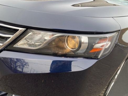 Used 2017 Chevrolet Impala LT w/ Convenience Package image 11