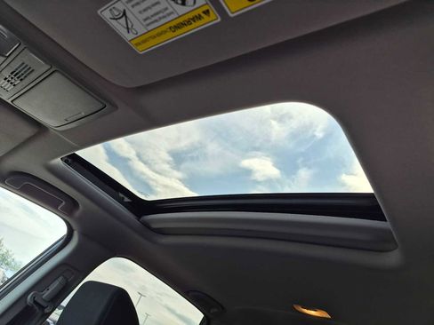 Certified 2022 Honda CR-V EX image 17