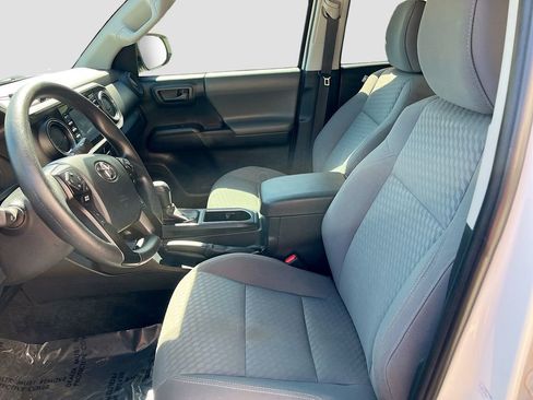 Used 2023 Toyota Tacoma SR AWD/4WD image 21