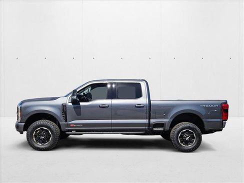 New 2025 Ford F250 Lariat w/ Lariat Ultimate Package image 5