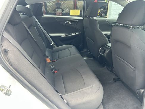Used 2022 Chevrolet Malibu LT FWD image 20