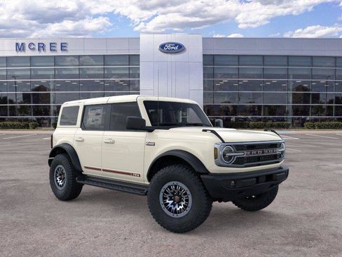 New 2026 Ford Bronco Outer Banks w/ Sasquatch Package AWD/4WD image 7