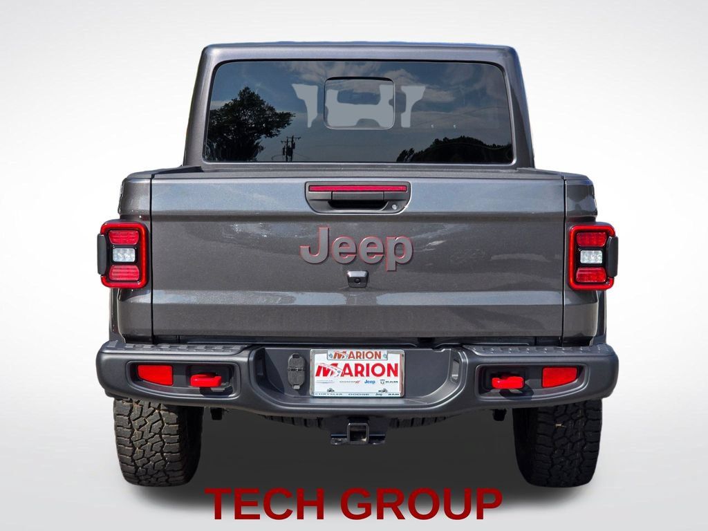 New 2026 Jeep Gladiator Rubicon w/ Technology Group AWD/4WD image 19