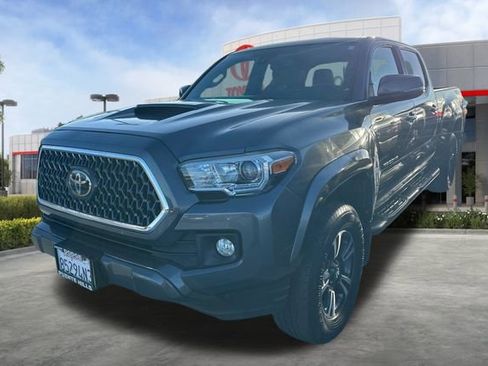 Certified 2019 Toyota Tacoma TRD Sport image 2