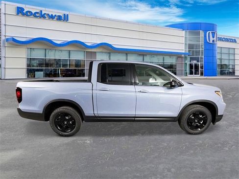 New 2026 Honda Ridgeline Black Edition image 6